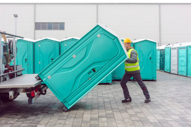 Best Portable bathroom rental  in Aurora, CO